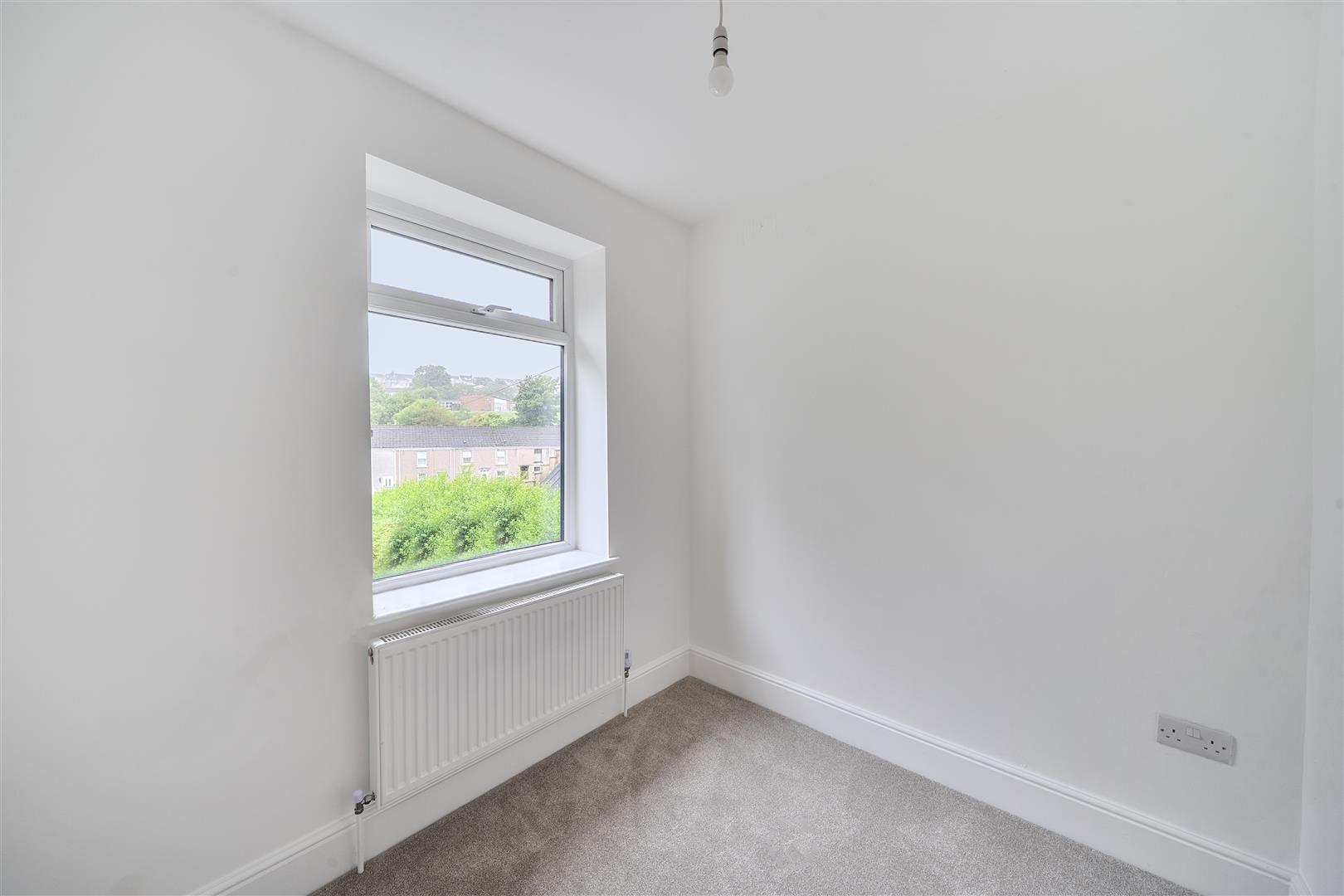 Llangyfelach Road, Treboeth, Swansea, SA5 9EN